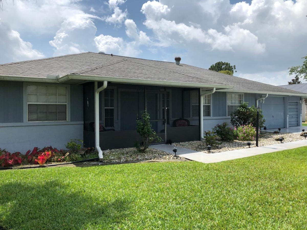 Rae'S Place Sebring Exterior photo