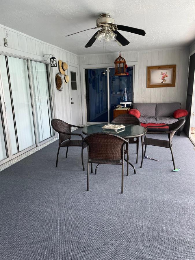 Rae'S Place Sebring Exterior photo